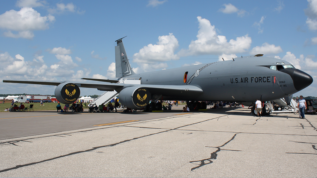 Full size: USAF - United States Air Force KC-135T 58-0062 at Willow Run Airport